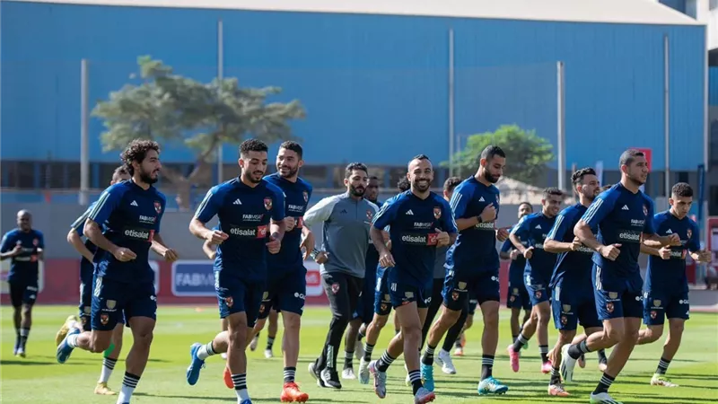 على رأسها معلول.. تعرف على دكة بدلاء الأهلي أمام بتروجت في دوري نايل