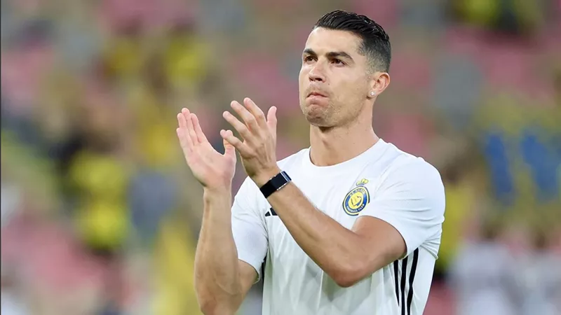 برسالة حزينة.. رونالدو يعلق على خروج النصر من دوري أبطال آسيا