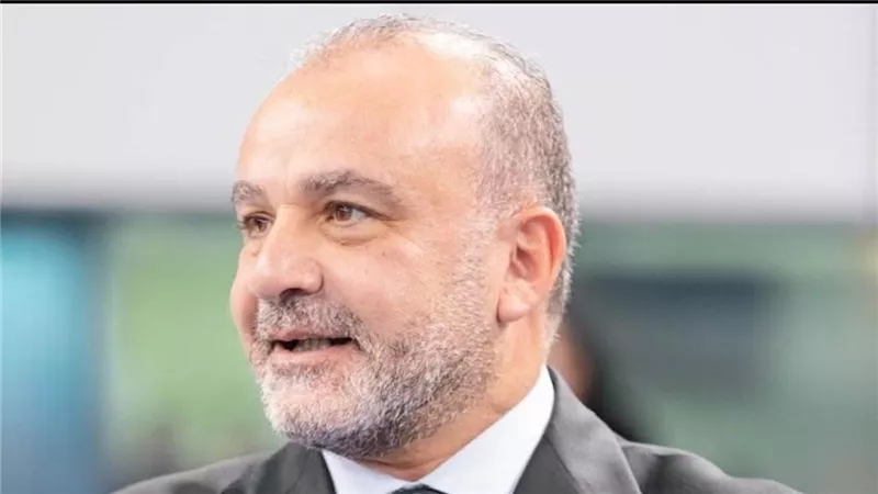 أبو ريدة يهنئ الحسيني برئاسة الاتحاد الدولي للسلاح