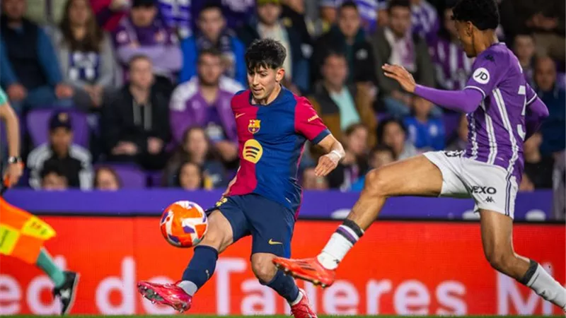برشلونة يقلب الطاولة على بلد الوليد ويفوز بثنائية في الدوري الإسباني