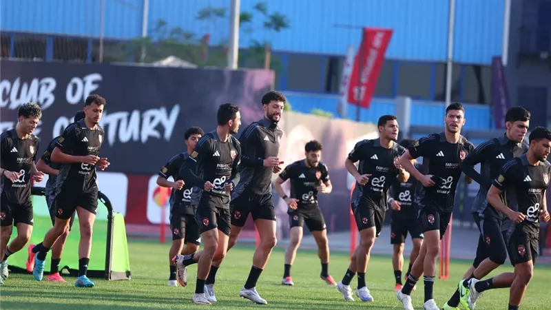 برنامج خاص من ريبيرو للاعبي الأهلي قبل المشاركة في كأس العالم للأندية