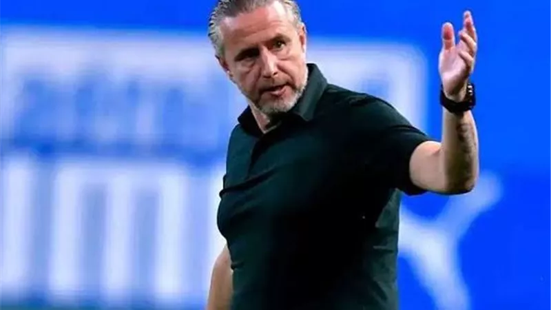 مبيدفعوش المرتبات .. مدرب الترجي التونسي السابق يرفض تدريب الزمالك 