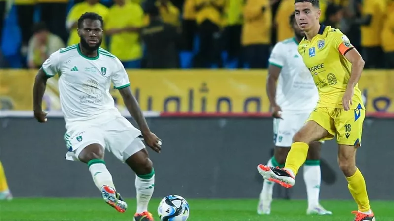 التشكيل المتوقع لمباراة الأهلي والتعاون في الدوري السعودي.. تغيير إجباري