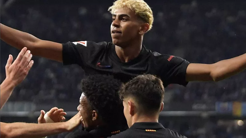 موعد مباراة برشلونة وفياريال في الدوري الإسباني والقنوات الناقلة 