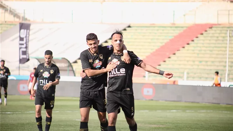 مدير الكرة في الزمالك يعدد فوائد معسكر الفريق بالإسماعيلية 