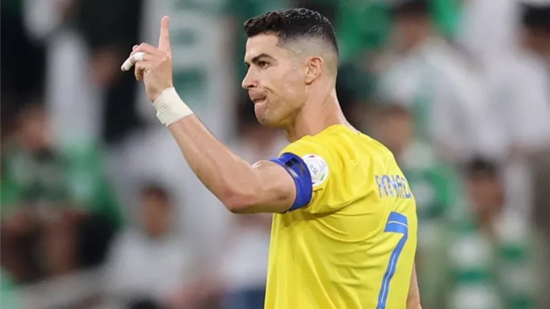 كريستيانو رونالدو يقترب من البقاء مع النصر السعودي حتى 2027