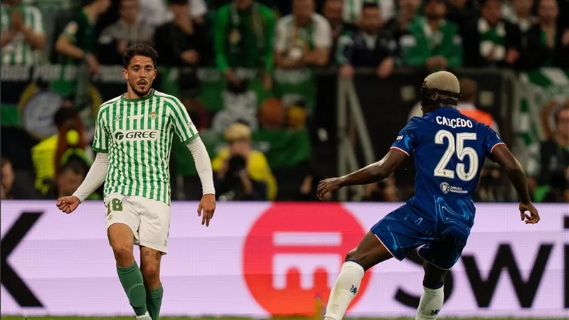 تشيلسي يقلب الطاولة على ريال بيتيس ويتوج بطلا لدوري المؤتمر الأوروبي (صور) 