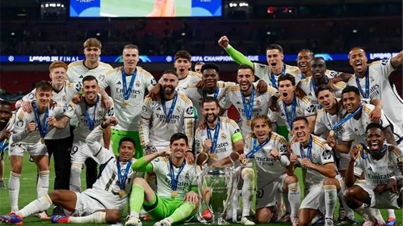 ريال مدريد يخطط لصفقة بيع كبرى هذا الصيف رغم التعاقدات الجديدة