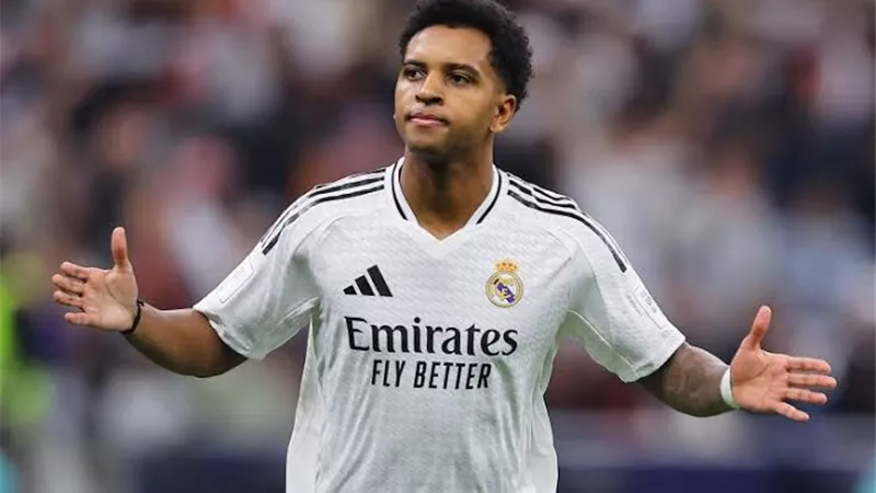 ريال مدريد يفتح باب الرحيل أمام رودريجو.. وأرسنال في الصورة