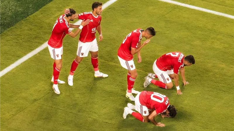 الأهلي يقرر استمرار لاعبه رغم وداع كأس العالم للأندية