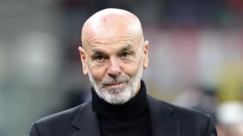 النصر السعودي يُعلن رسميًا إنهاء التعاقد مع المدرب ستيفانو بيولي