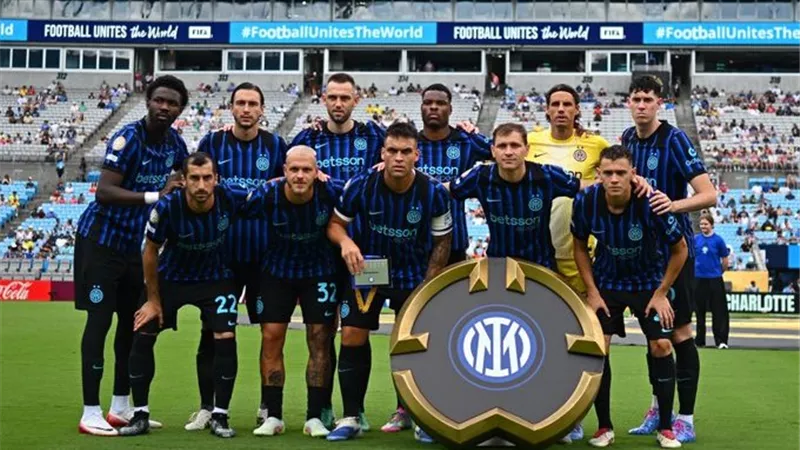 برشلونة يتسبب في حالة قلق داخل إنتر ميلان بسبب هذا اللاعب
