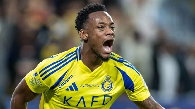 رسميًا.. النصر يعلن رحيل جون دوران إلى فناربخشه