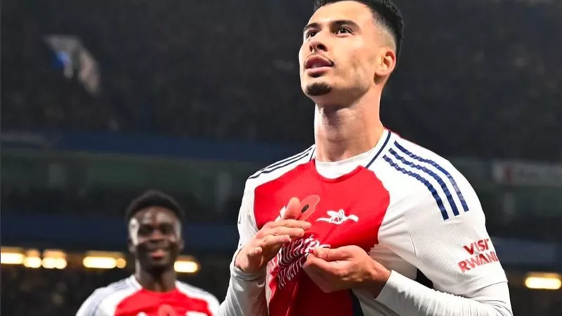إجابة حاسمة.. هل يتعاقد النصر السعودي مع مارتينيلي؟