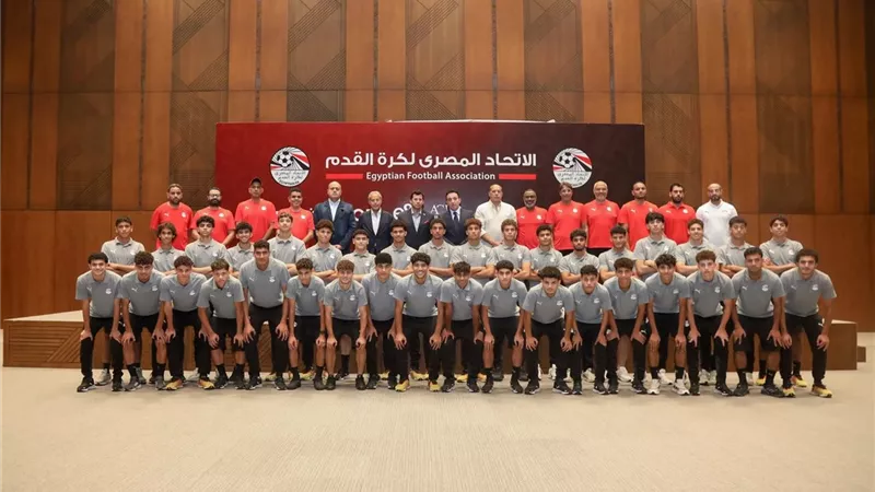 أشرف صبحي يزور معسكر منتخب 17 سنة ويطمئن على استعداداته لكأس العالم (صور) 