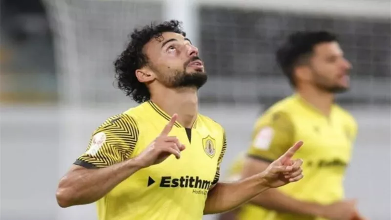 الأهلي يُحدد موقفه من انتقال أحمد عبدالقادر إلى الدوري السعودي