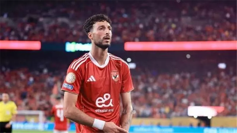 رقم فلكي.. عرض خيالي من الأهلي لإقناع وسام أبو علي بالبقاء