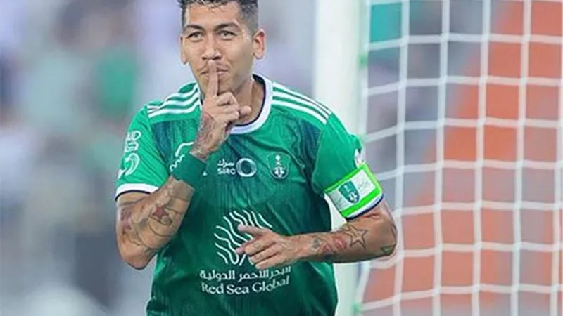 الأهلي السعودي يحدد موقفه من رحيل فيرمينو خلال الميركاتو الجاري