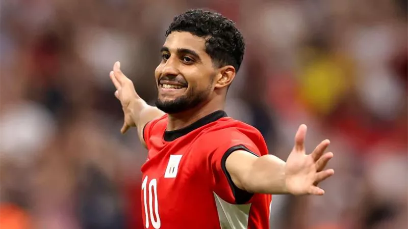 الطريق ممهد للأهلي.. 3 سيناريوهات ترسم مستقبل إبراهيم عادل في الموسم المقبل