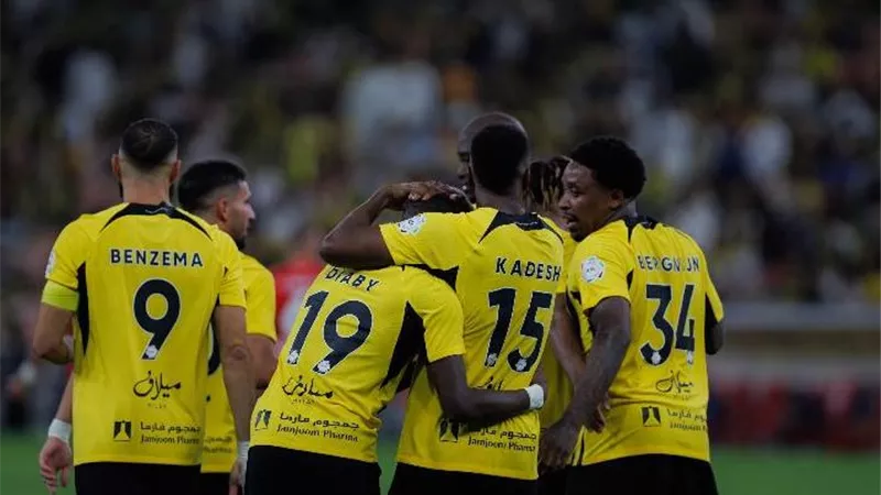 محرز ضد النصيري.. التشكيل المتوقع لديربي جدة بين الأهلي والاتحاد بالدوري السعودي