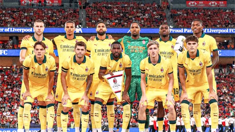 بلا بصمات.. محمد صلاح يشارك في أولى هزائم ليفربول الودية ضد ميلان
