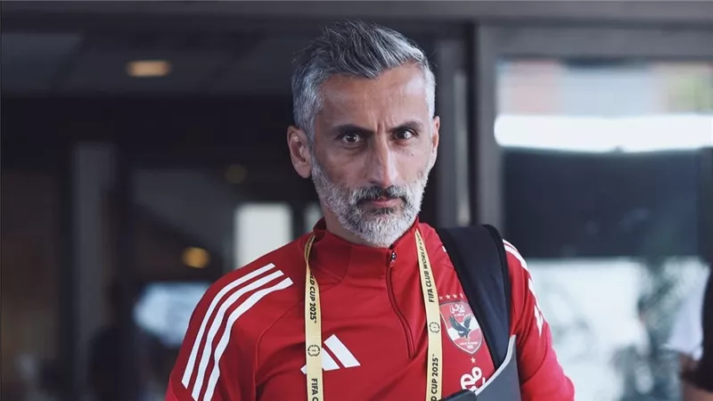 رسالة خاصة من ريبيرو إلى الأهلي “احترمت النادي ورفضت الحديث عن فترتي”