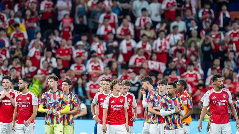 أرسنال يسقط أمام فياريال وديا بنتيجة 3ـ2 