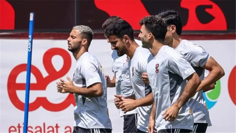 الأهلي يعلق تدريباته انتظارًا لأول مران تحت قيادة ييس توروب