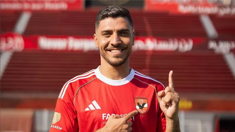 أبو مسلم يفاجئ جماهير الأهلي: شريف أفضل من وسام أبو علي