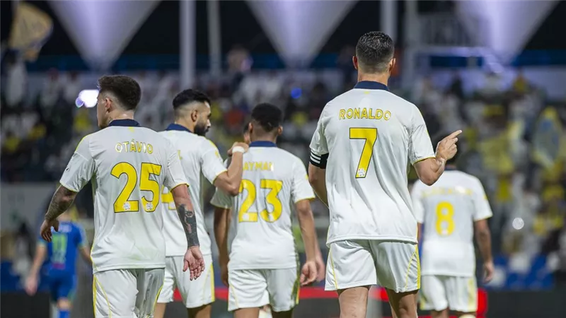 مفاجأة مدوية.. مدافع برشلونة على أعتاب النصر السعودي بالمجان