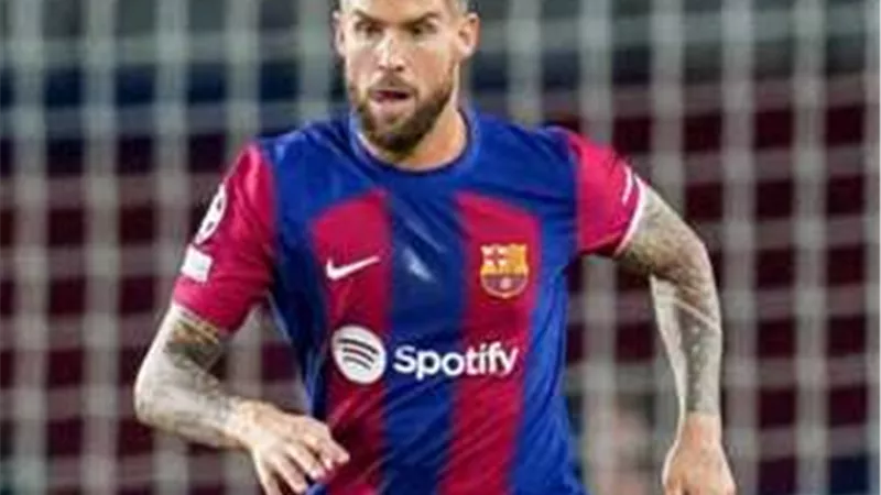 تفاصيل تعاقد النصر السعودي مع إينيجو مارتينيز من برشلونة.. مدة العقد والراتب