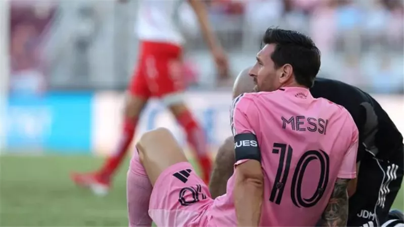 ماسكيرانو يعلن غياب ميسي عن ديربي فلوريدا أمام أورلاندو سيتي