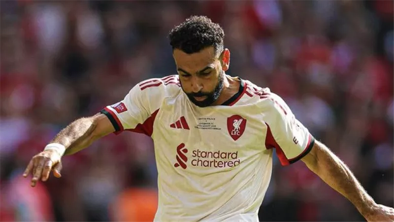 شبكة إنجليزية تعلق على أداء محمد صلاح بعد إهداره ركلة ترجيح بالدرع الخيرية