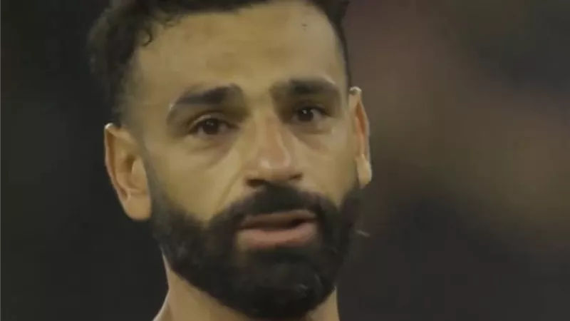 حازم إمام يكشف أسباب اختلاف مستوى محمد صلاح مع منتخب مصر عن ليفربول