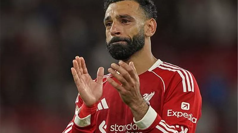 بالفيديو.. شاهد بكاء محمد صلاح بعد مباراة ليفربول وبورنموث.. وهذا هو السبب