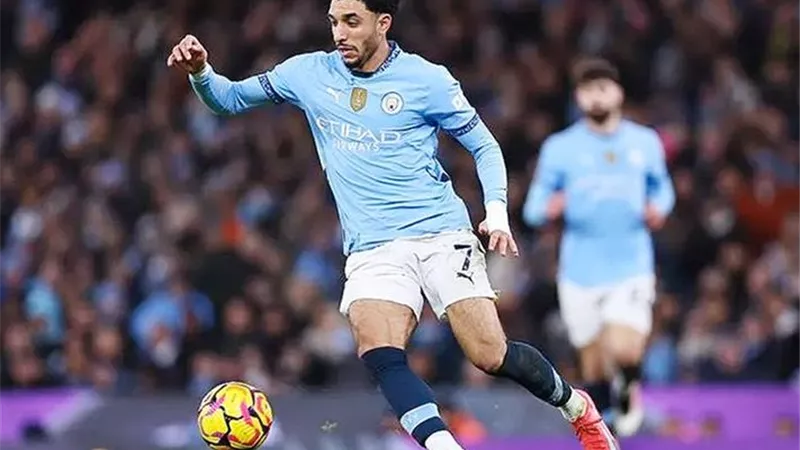 عمرمرموش يشيد بمحمد صلاح ويكشف عن صداقته مع هالاند وتحولها لتهديد بالملعب