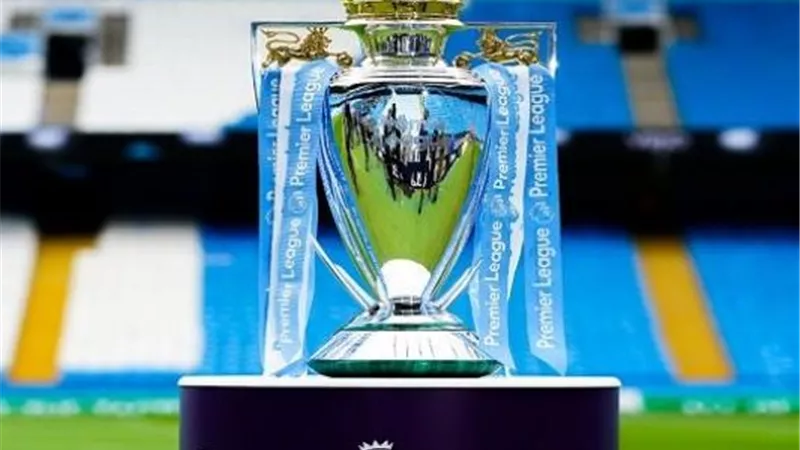 الدوري الإنجليزي يتيح بث محادثات الحكام واللاعبين مباشرة لأول مرة