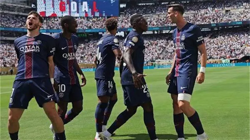 قبل المواجهة المرتقبة بين الفريقين.. تعرف على تاريخ مواجهات باريس وتوتنهام
