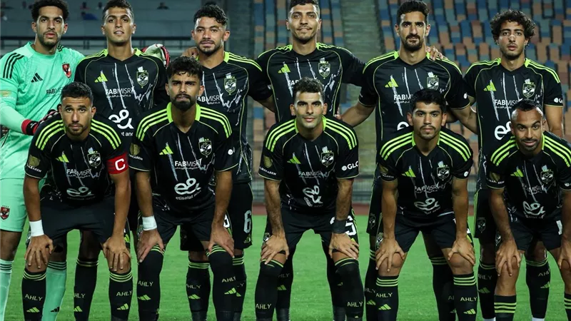 الجهاز الفني للأهلي يترقب موقف هذا اللاعب استعدادا لمواجهة فاركو