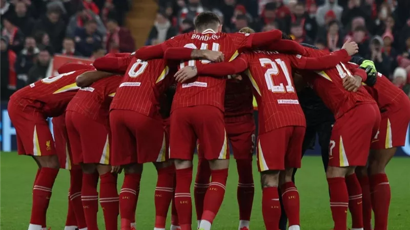بعد أول مباراة في الدوري الإنجليزي.. ليفربول يفقد نجمه الجديد