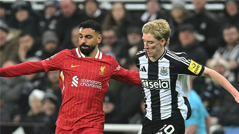 موعد مباراة ليفربول ونيوكاسل في الدوري الإنجليزي والقنوات الناقلة