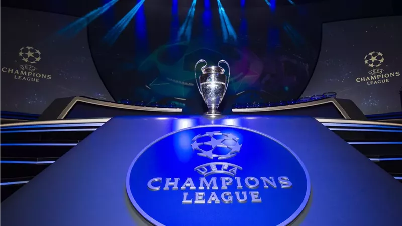 يويفا يعلن عن حكام نهائي دوري أبطال أوروبا بين أرسنال وباريس