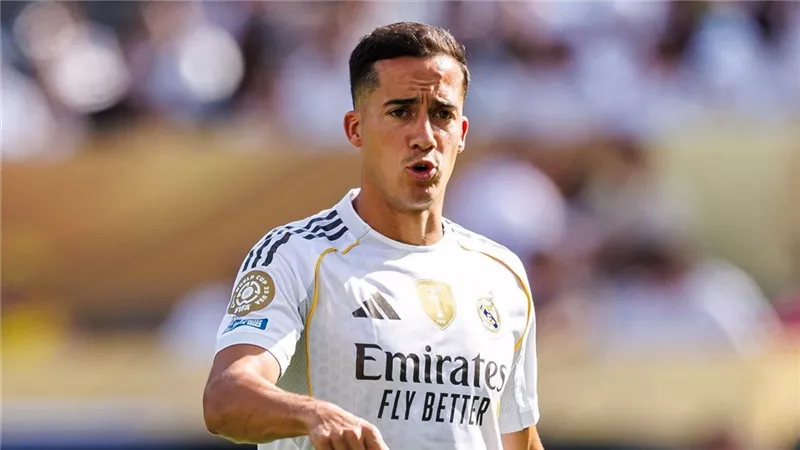 باير ليفركوزن يعلن التعاقد مع لوكاس فاسكيز لاعب ريال مدريد السابق