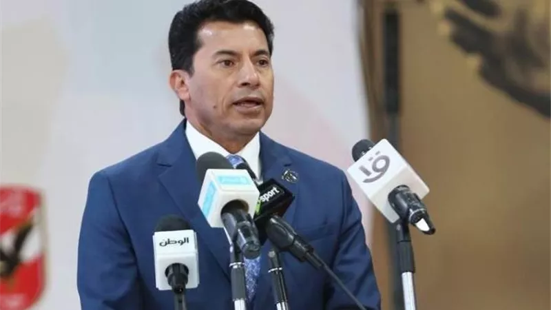 أشرف صبحي: لن نترك الأندية الشعبية.. ونثق في حسام حسن