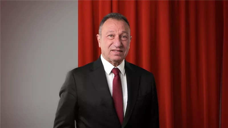 الخطيب يعرض برنامجه الانتخابي في جولة تشمل فروع الأهلي الأربعة.. اعرف الموعد