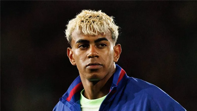 رسميًا.. برشلونة يعلن غياب لامين يامال عن مباراة فالنسيا
