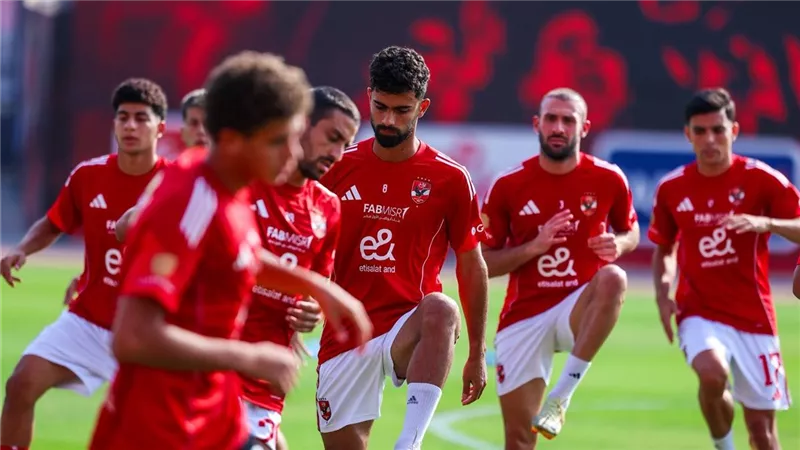 قائمة الأهلي لمواجهة إنبي في دوري نايل.. عودة إمام عاشور ومروان عطية