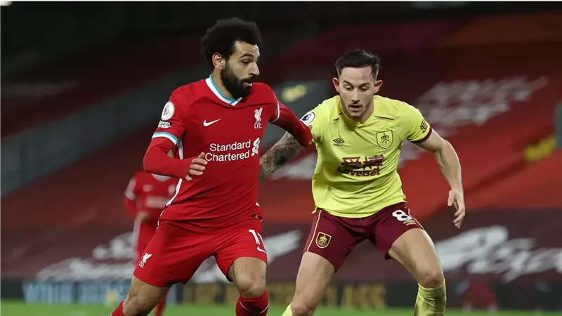 موعد مباراة ليفربول وبيرنلي في الدوري الإنجليزي والقنوات الناقلة