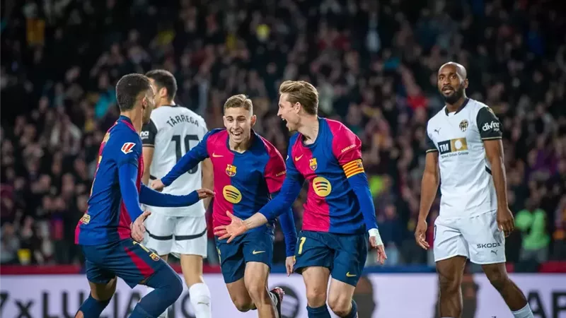 موعد مباراة برشلونة وفالنسيا في الدوري الإسباني والقنوات الناقلة
