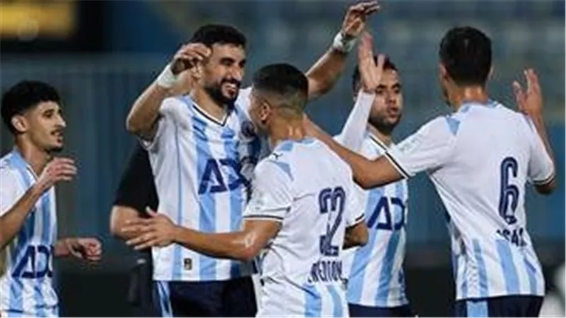 الاتحاد الأفريقي يحدد الجائزة المالية لمباراة السوبر بين بيراميدز ونهضة بركان